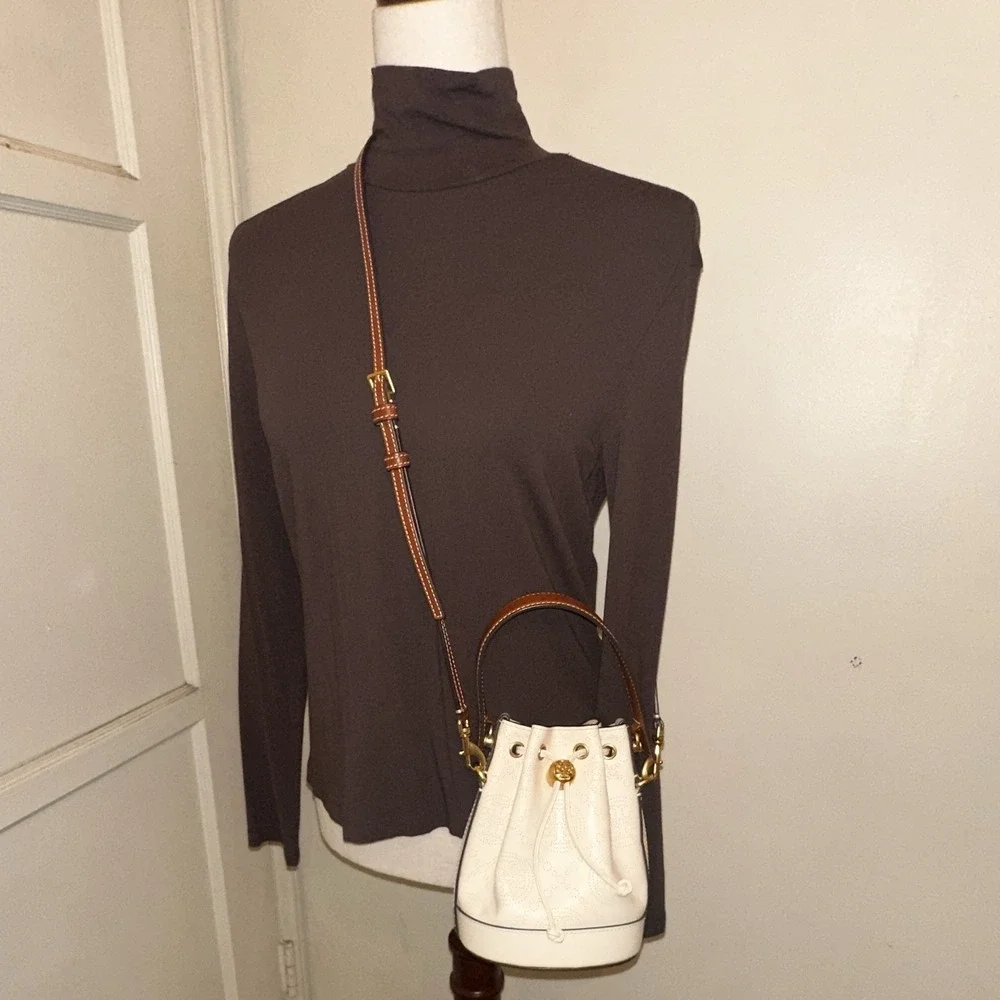 Tory Burch tory burch